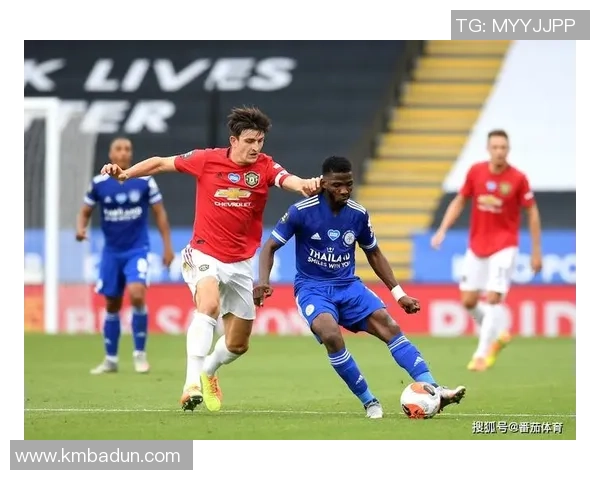 曼联与巴萨对决前瞻及比分预测分析，谁将赢得这场巅峰对决